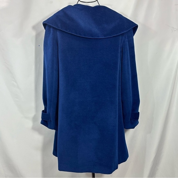 MaxMara 100% wool royal blue velour oversized collar coat size 2 - Picture 8 of 8